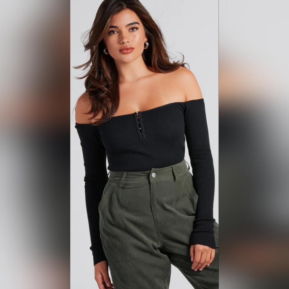 Off-The-Shoulder Crop Top
